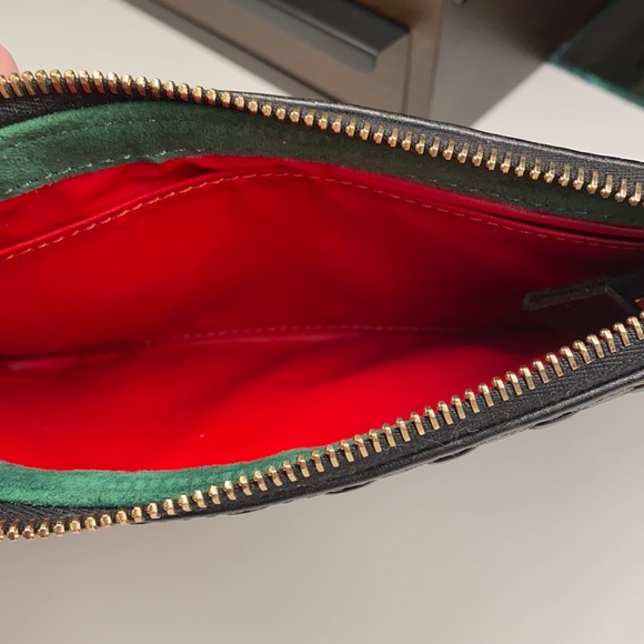 RED INTERIOR Vintage Dooney & Bourke | Gorgeous!!! - Picture 12 of 12